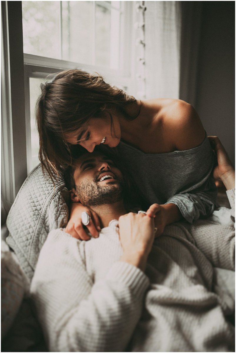 MarcBernardini's tweet photo. Creo vivir en un sueño
pues cada día a tu lado
es como vivir en un cuento.

#PlumadPoeta
#Ewepoesia
#LYF15
#Lirituits
#Amor_Locura https://t.co/wphcEPtIcK