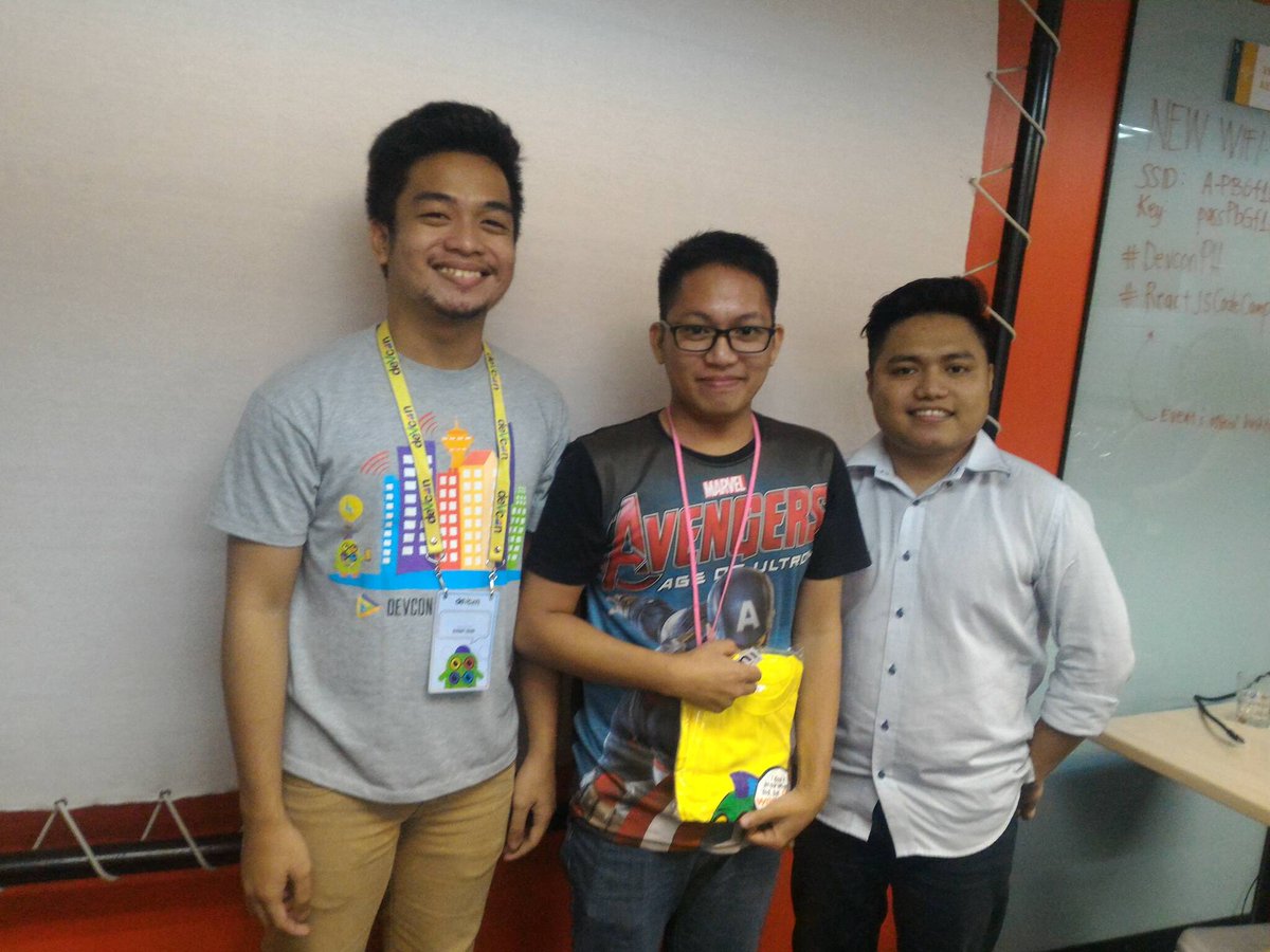DEVCONPH's tweet image. The early bird winner! #ReactJSCodeCamp #DevConPH