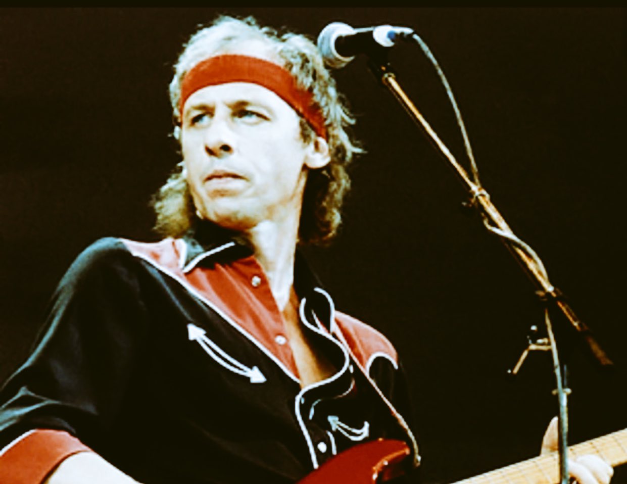 Happy birthday Mark Knopfler. Absolute guitar hero.  