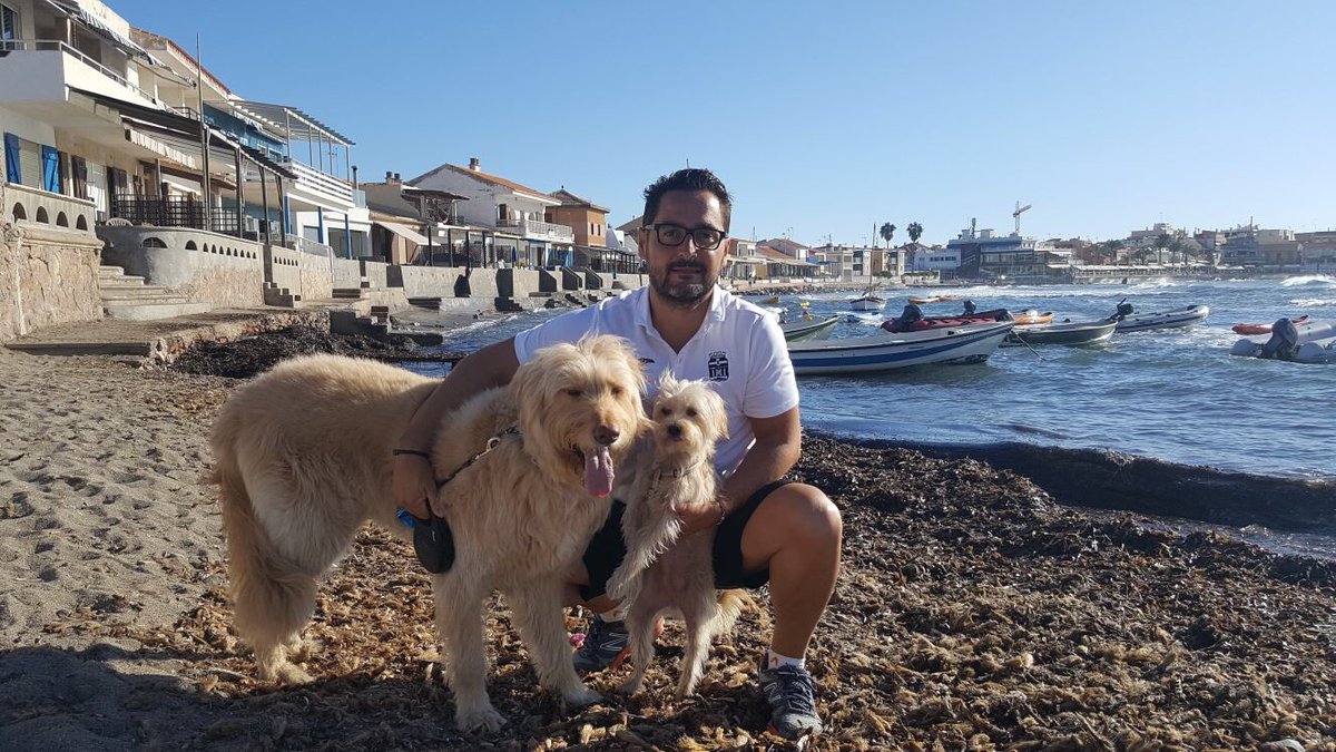Inauguramos un #AlbinegrosPorElMundo. Mándanos tu 📷 con nuestros colores ⚽️⚪️⚫️. Sorteamos dos camisetas oficiales. Abrimos con @belmonte17
