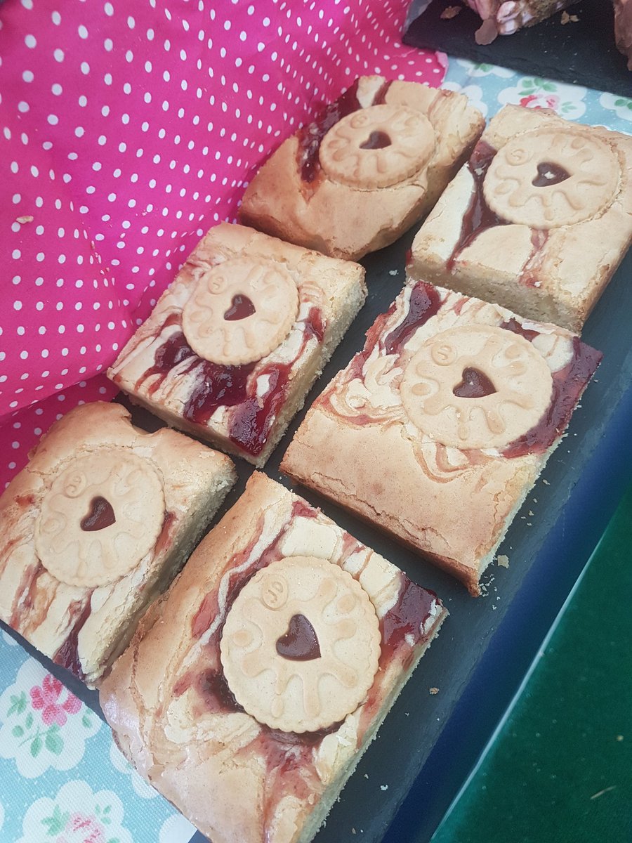 Set up at the Bakewell Bake Festival today ☺☺☺😋😋😋