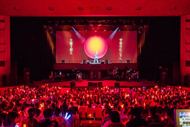 natalie_mu's tweet photo. 【ライブレポート】天月-あまつき-、そらる、96猫らが“星を歌う”「スタプラ」神戸で幕（写真10枚） https://t.co/1cW1ypPTkI https://t.co/725arC38bd