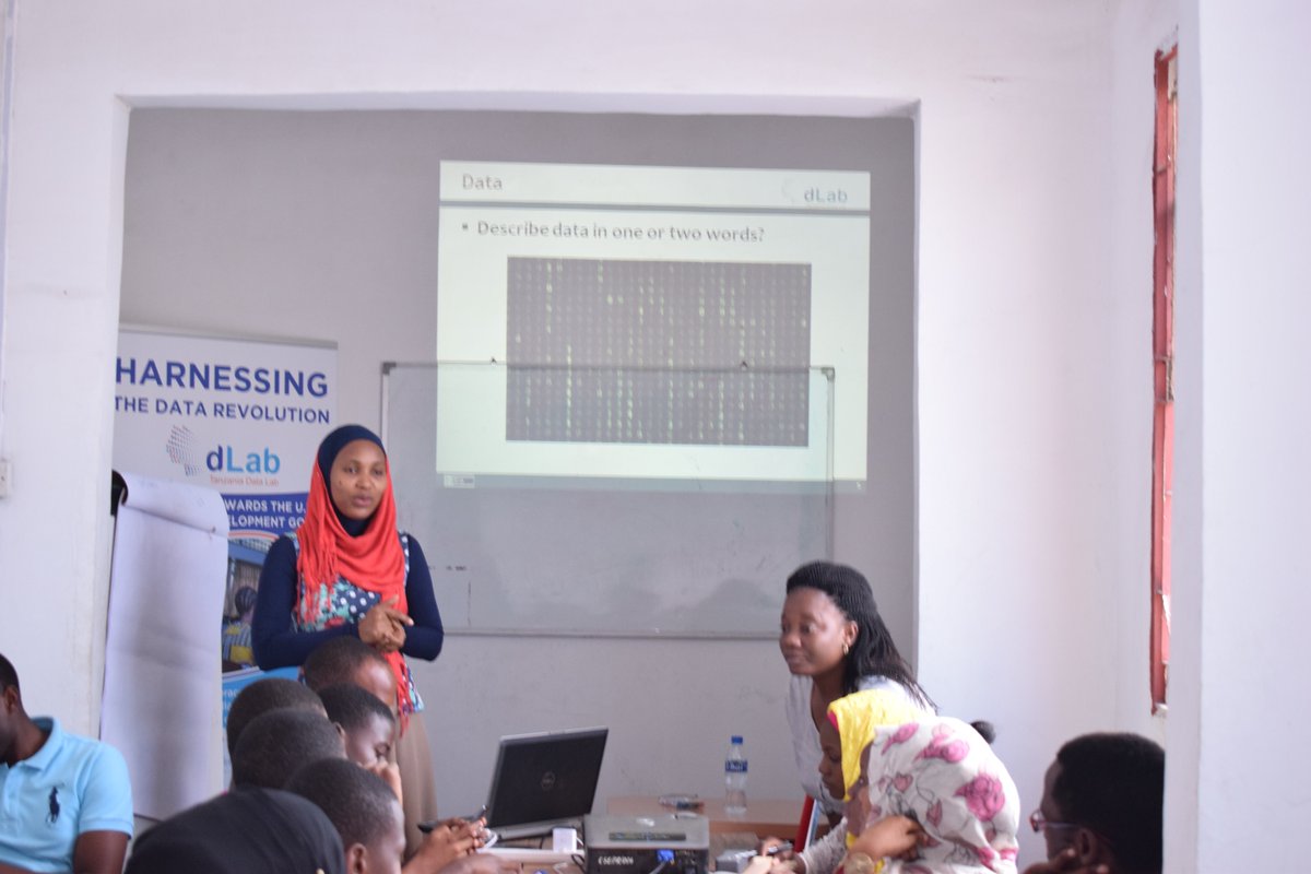 EmanuelAndrew11's tweet image. celebrating youthday with dlab @dLab Tanzania #YouthDay #DataFolLocalImpact #Apps&amp;amp;Girls #NLab