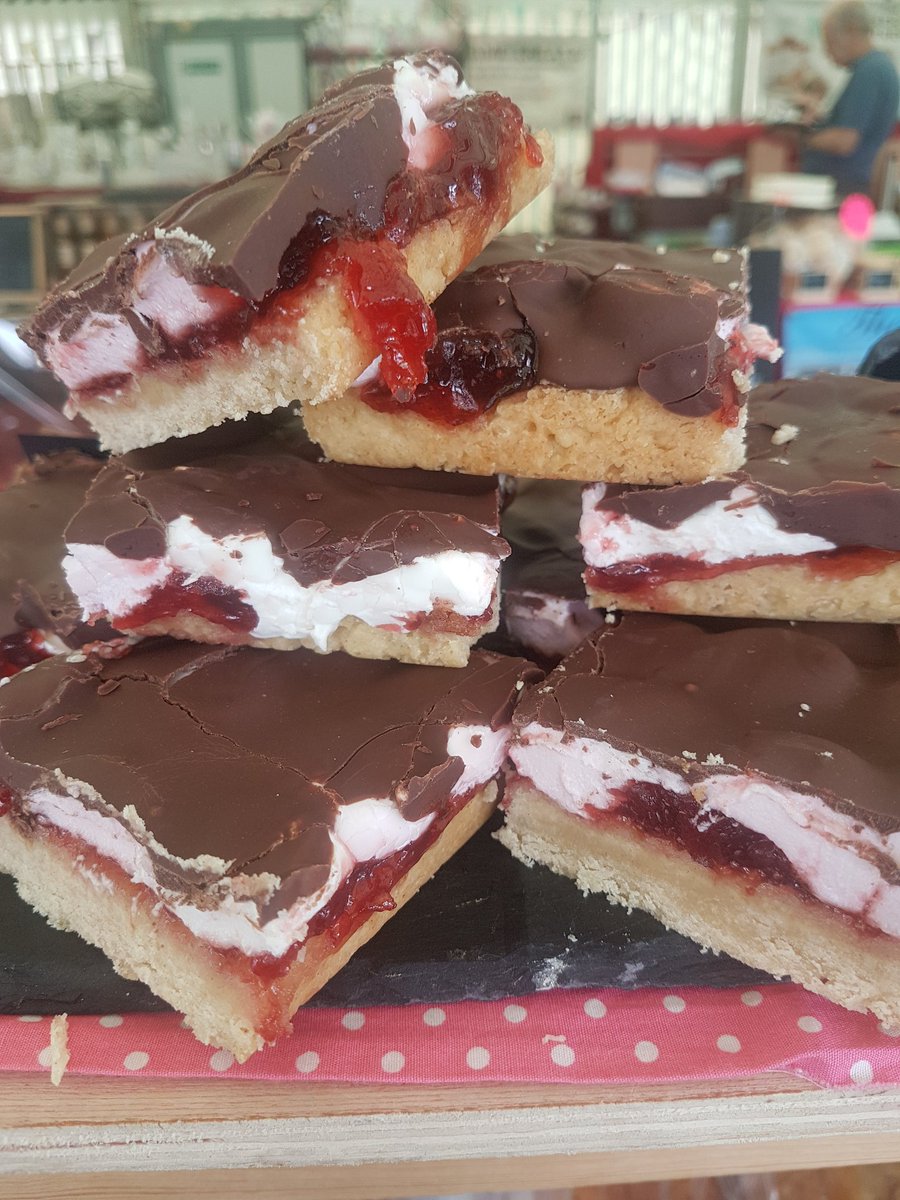 Proper Wagon Wheel Slice on our stall today #Bakewell #Bakefest