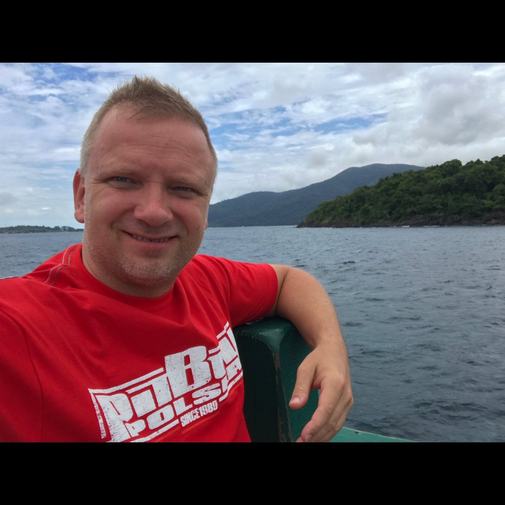 TeileBMW's tweet photo. My new Office 🌞🌊🌕🦀🐢🦎🦐🐙🐍🐟🐠🦈 #SocialQueen #SQ #Polishboy #KingAPP #Thailand #ForraDiving #Snake #Kohlipe https://t.co/6Tg9mtQICN