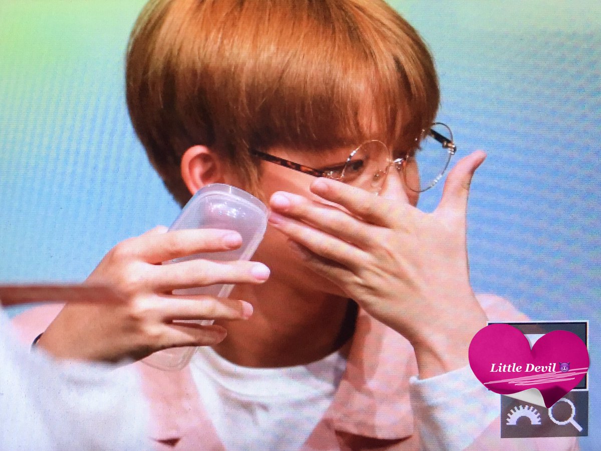 LittleDevil0510's tweet photo. 170812 삼성 팬사인회 #WannaOne #워너원 #배진영 https://t.co/et6DlVXG59