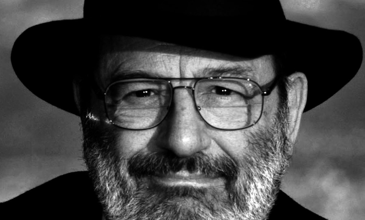 GrzegorzFurgo's tweet photo. Umberto Eco:Faszyzm powróci ukryty pod niewinną postacią:Kultem tradycji,strachem przed innymi i przed odmiennością, obsesją spisku.#thefad https://t.co/MZVQvbchjg