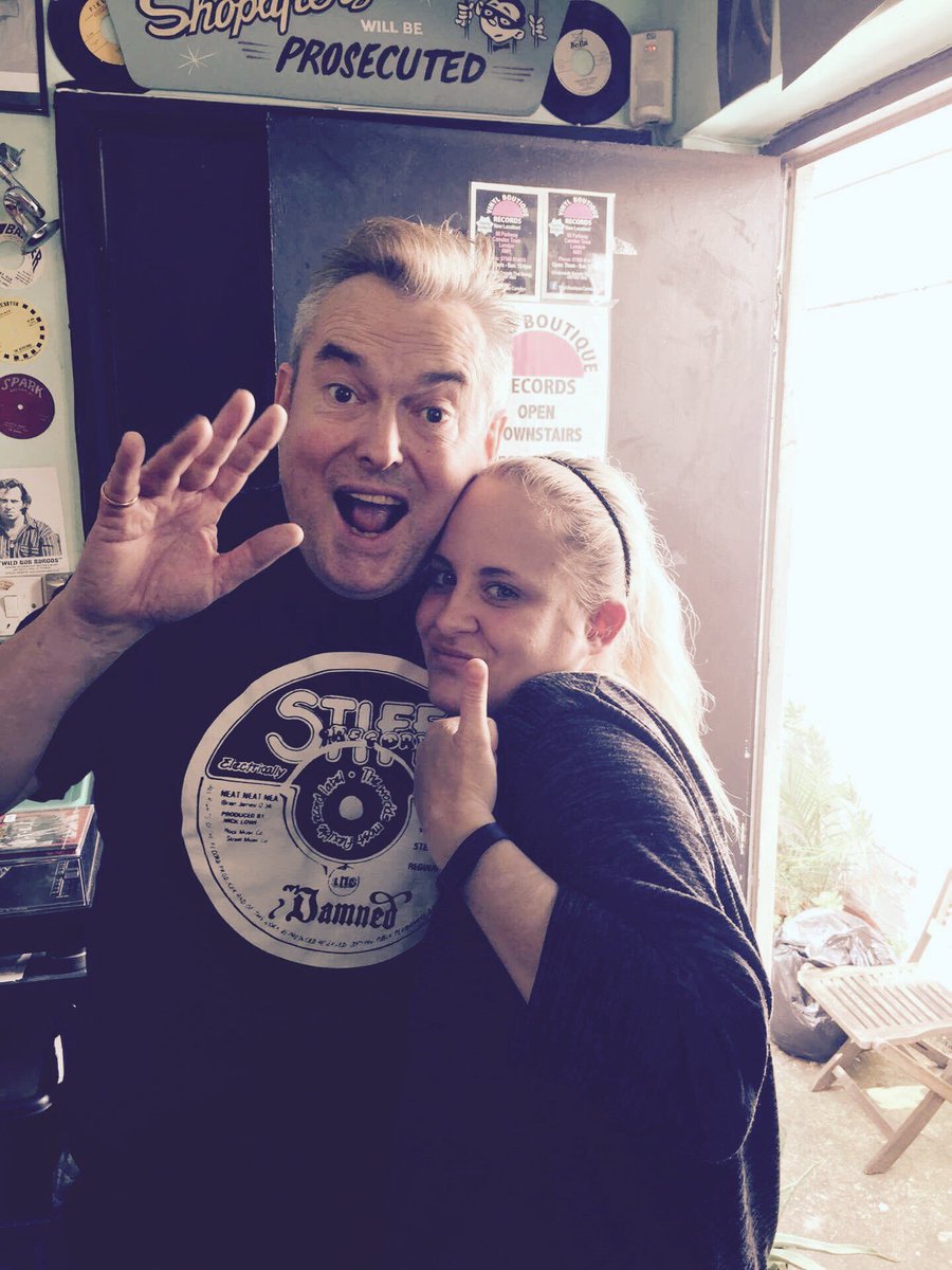 OnlyStarkey's tweet photo. This little girl met one of her favourite #guitarists of all time yesterday. Thank you, @Boz_Boorer. 

#Morrissey #Legend #Moz #Music #Boz https://t.co/FuZ4k8OYs9
