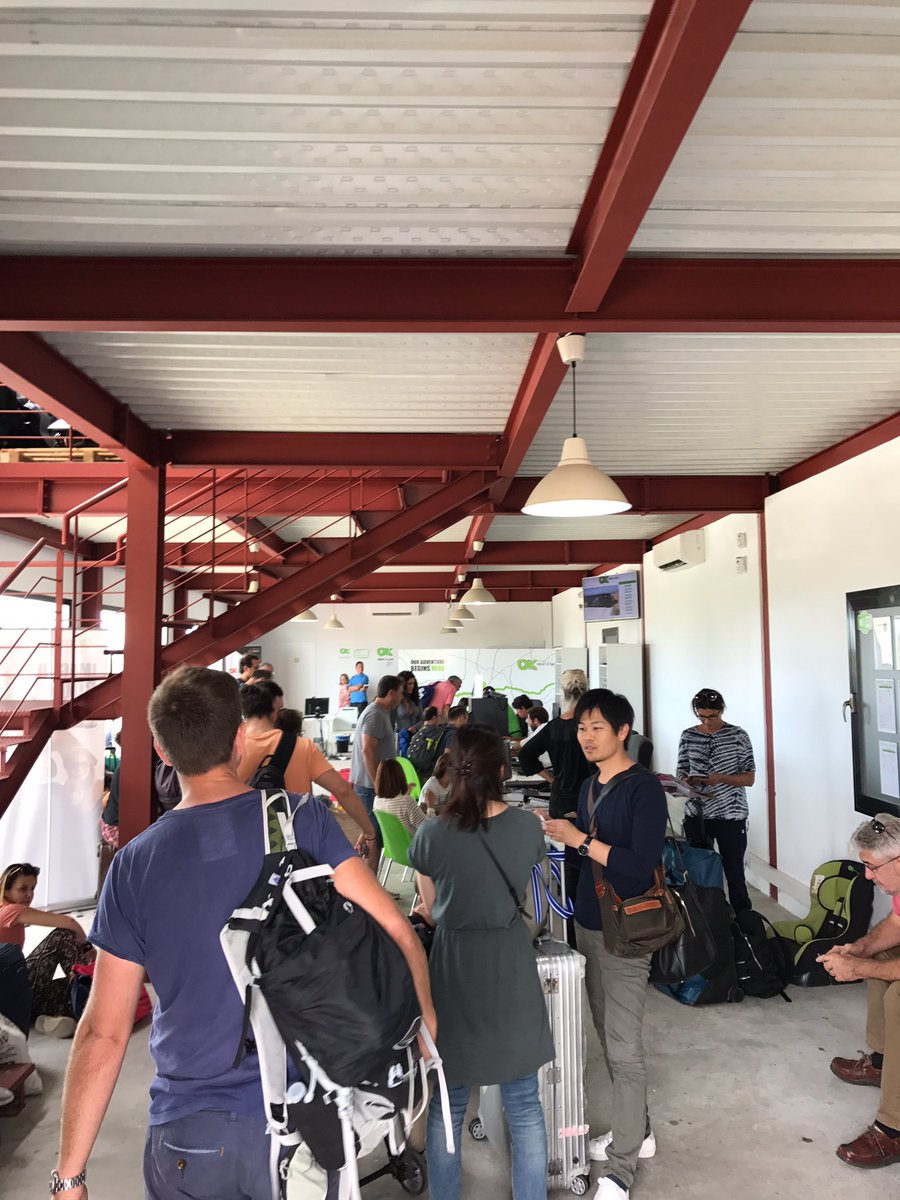 GabrieleLico's tweet photo. 3 days vacation - 5 people working, 4 hours wait to rent a bloody car. @OK_Rentacar Never again! ESCANDALOSO y VERGUENZA https://t.co/iaTY7RzeNd