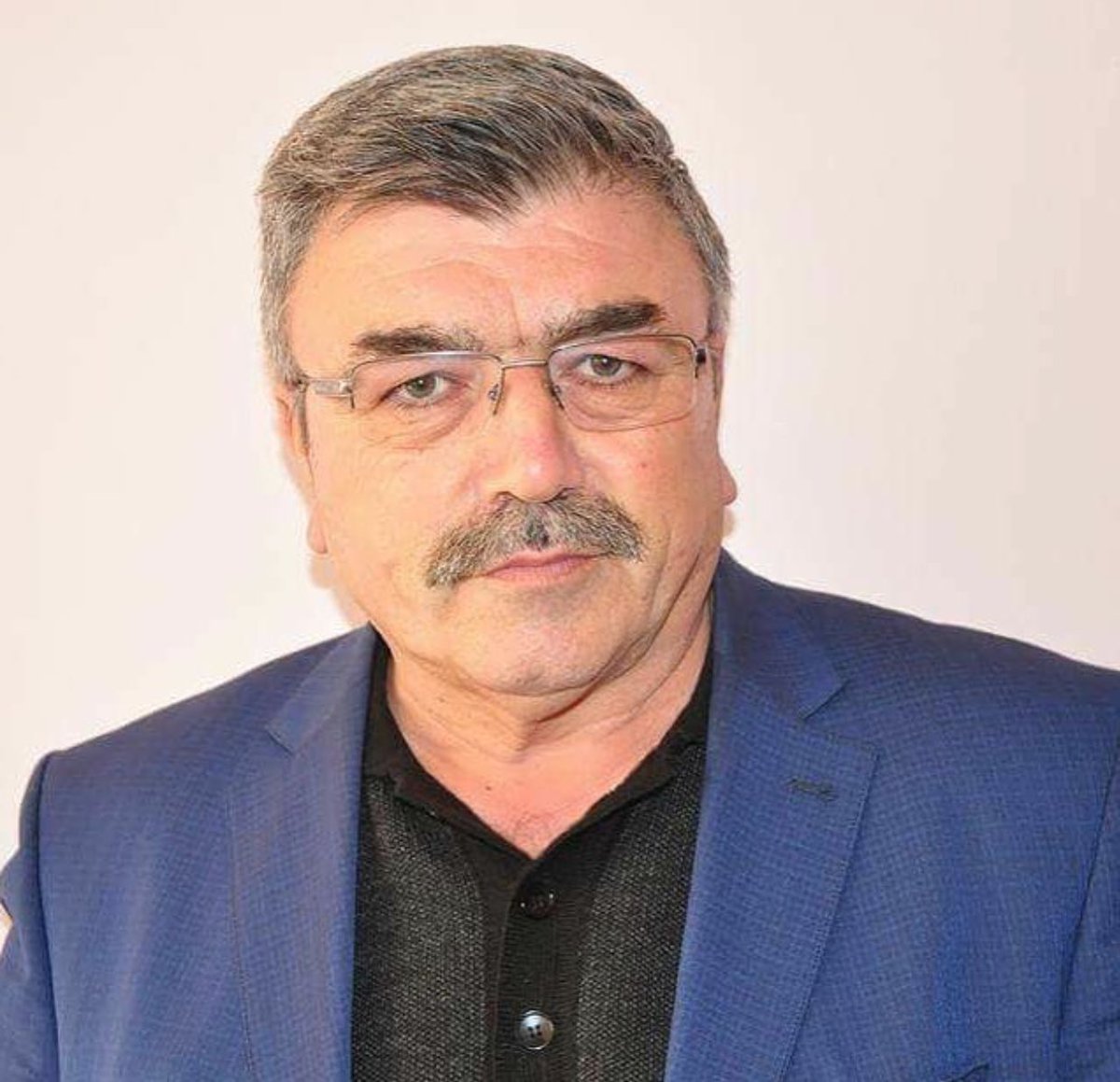 GuzelTurkistan's tweet photo. Sanatçımız @RahmetSafa'nın babası #HasanUlusoy amcamız Hakka yürümüştür. Allah'tan rahmet diliyoruz. https://t.co/PQGLDmYkHb