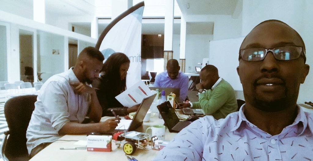 ImpalaBridge's tweet photo. Introduction to #GoPiGo Programming the @dexterind @Raspberry_Pi Robot ๐ค #ImpalaBridgeLab at @digityserbe #LearningCode #FunToBuild #IoT https://t.co/dXxrWyt1o8