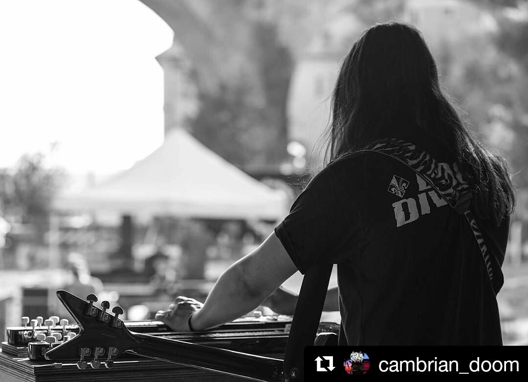 TaxiDriverRec's tweet photo. #cambrian at #genovaurla #musicfest https://t.co/hATfXVUgQ1