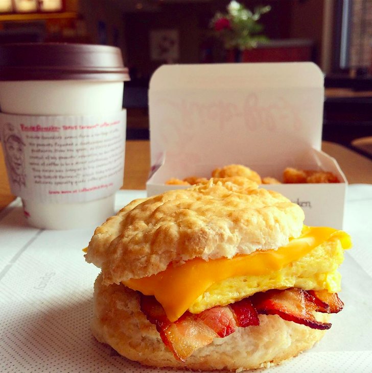 cfacedarhill's tweet photo. Breakfast with bacon: just what we needed this AM. https://t.co/i0hBhqw0Q8
