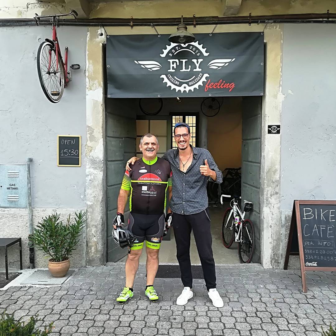 FLY_Holidays's tweet photo. I nostri FlyFeelingFans!! #n1 #FlyFeeling! #ilCorazziere #BikeTour #BikeHolidays #BikeClub #BikeCafe #Cycling #Ciclisme #Ciclismo https://t.co/U3JZf497gF