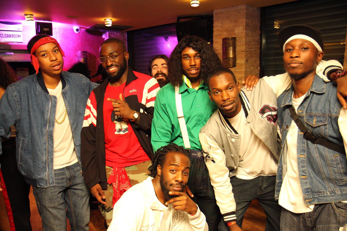 RDElements's tweet image. A few shots from @__MRYL &amp;amp; @Gezza_O 2000s Hip Hop joint 25th birthday party yesterday 🎉