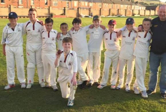 unmeshgujarathi's tweet photo. #LukeRobinson, a 13 yr cricketer in England took six wickets in six balls, all of them clean bowled. for Philadelphia Cricket Club Under-13s https://t.co/jZdwOBJkRj