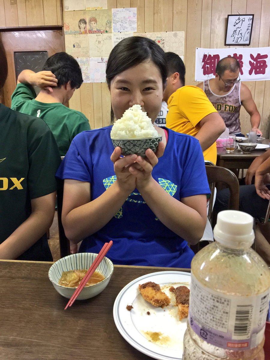 4年生、食トレ頑張ってます🍚🏋🏻‍♀️🏋🏻
食事もトレーニングの一環です🏈
#アメフト #食トレ