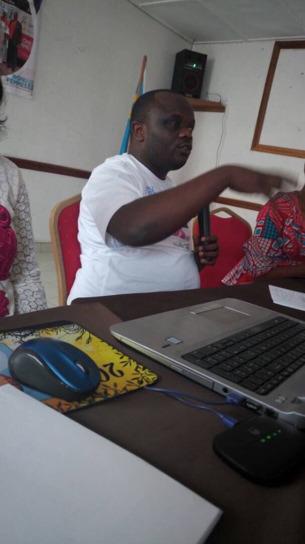 afiamama's tweet photo. le comportement des hommes qui adhèrent à la campagne #heforshe doit réfleter l'idéologie de la campagne #restitutionUAONUGOMA @onufemmesRDC https://t.co/5vHgG48FgJ