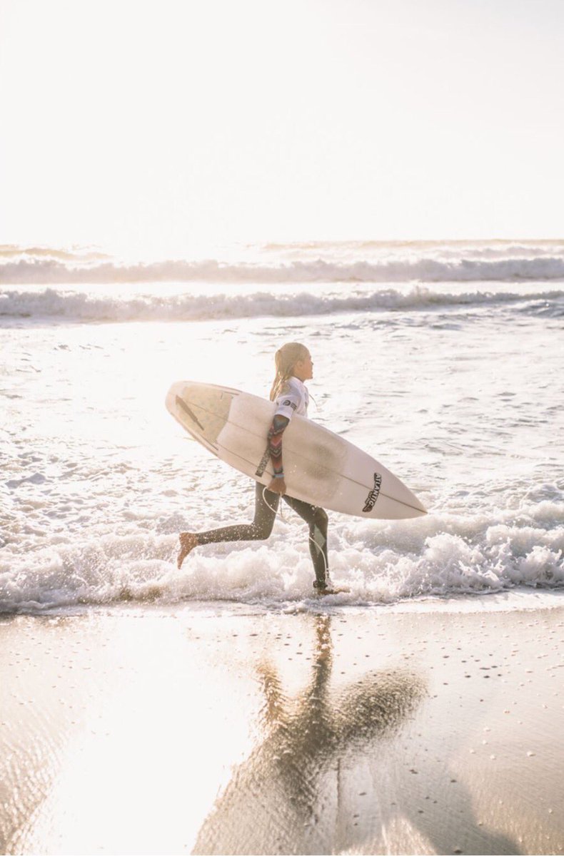 tribe_jewellery's tweet image. Who is heading down to fistral #beach today to watch the @roxy Women's open? RG @boardmasters #surf #surfcompetition #thetribe #jointhetribe
