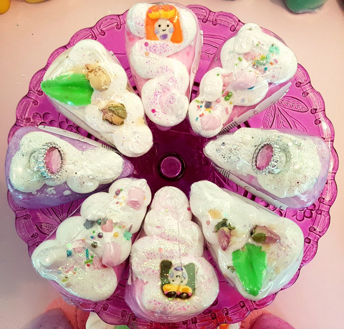 beginwithnature's tweet photo. #FizzyBath Cake Slice
#Bathbombs #Kendal #Cumbria #SouthLakes #SouthCumbria #natural #handmade #NotJustLakes #Bathandbody #Bathtime https://t.co/pyBdCAE0wY