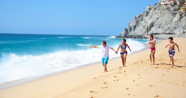 FunTripsVaca's tweet photo. #Beaches you'll love #PlayintheSandDay https://t.co/F9nkGR68pX https://t.co/YeYrh2JSTn