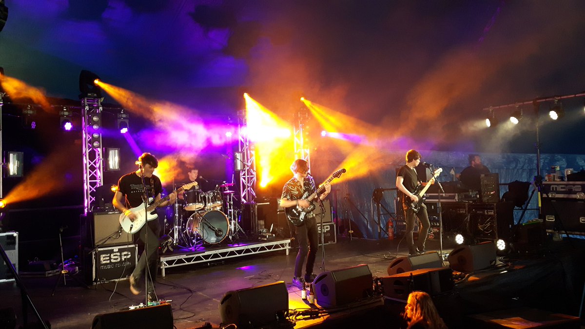 JimGellatly's tweet photo. The Cliftons opening the Jam Live Stage at Carnival Fifty Six #C56 https://t.co/q0yGAfLlmZ