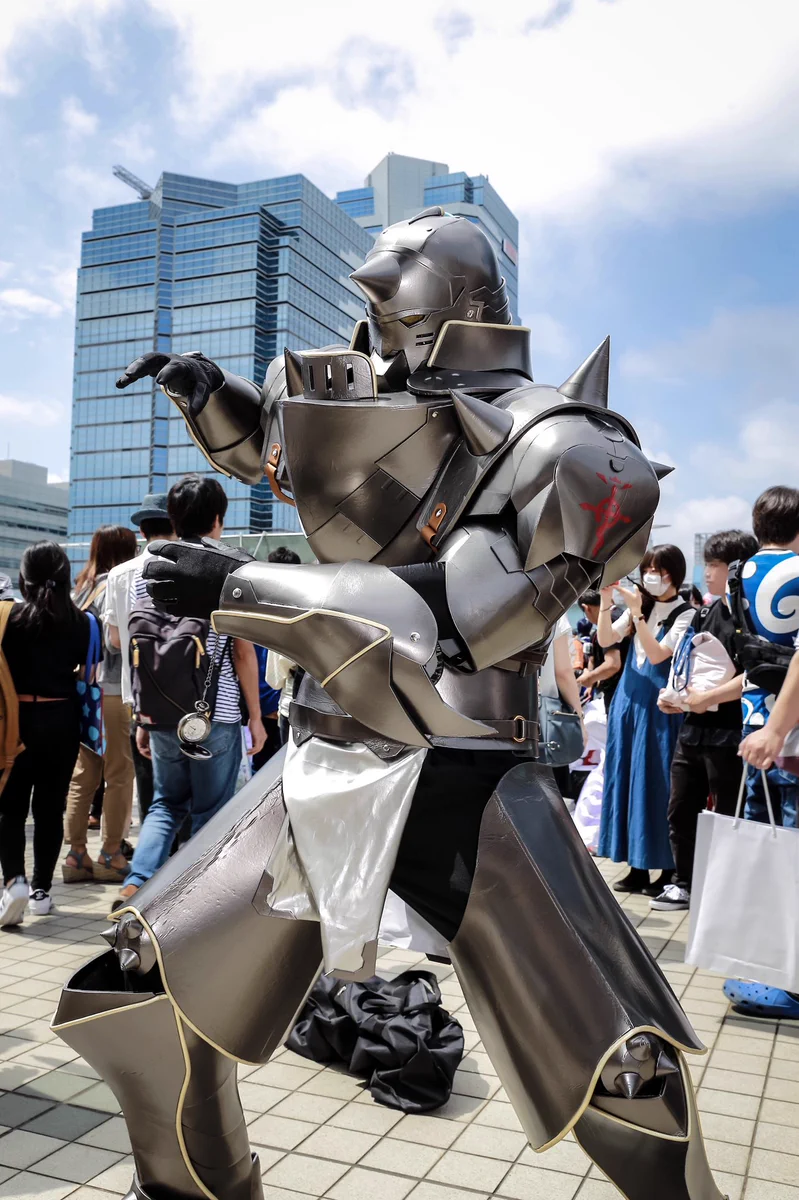 ハガレンのコスプレのクオリティ高いけど？炎天下でこのコスプレはすごいｗｗｗ