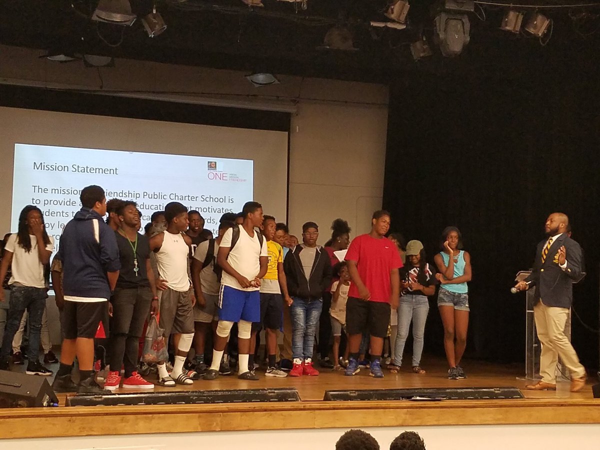 DwomackDarrell's tweet photo. Preparing our 9th grade schools to be well rounded. #excellencethroughpersistence #FCPSCOL https://t.co/1NzoUAosFX