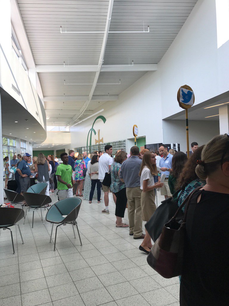 CGParentConnect's tweet image. @CG2021Parents  Wishing you all a wonderful morning of fellowship @ Freshman Parent Focus. #joyfuljourney #CG21