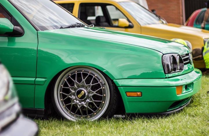 CarShowsUK's tweet photo. Any love for a Mk3?
https://t.co/vGppdfZyb1
📷: @s_t_ee_l_y
#OhsoRetro #vw #volkswagen #vwgolf #mk3golf #mk3crew #stance #slammed #low #lo… https://t.co/cZ7oFpSyBf