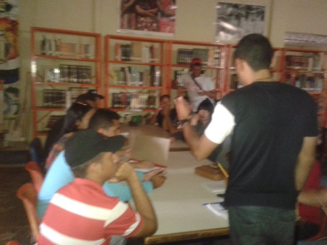 jpsuv_mauroa's tweet photo. Esta Hora reunion Politica de la Direccion Municipal de la JPSUV Mauroa,Rumbo a la Gran Victoria de @vclarkb Por Falcón. @falconjpsuv https://t.co/VklyArq9Mf
