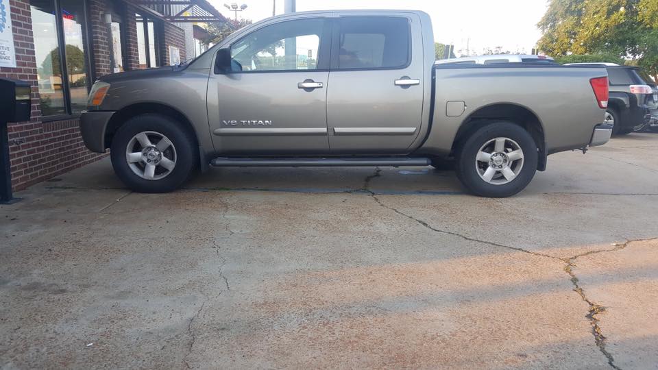 UltraWheelCo's tweet photo. 2007 #Nissan Titan with new Satin Black Ultra 108 Xtreme Wheels. Before and After. #ultrawheels #X108 #Titan #truckwheels #customwheels https://t.co/WayWJ72LDI