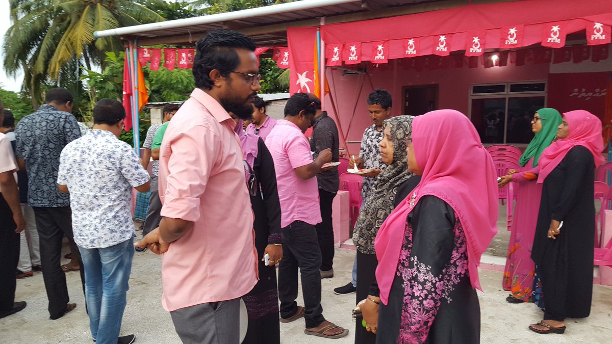 ahmedHa83472143's tweet photo. #THARAHGGY AEKU RAIHYYATHUN 12/8/2017 MIADHU N.VELIDHOO EVENT GE THREIN. https://t.co/mu3YNETO3F
