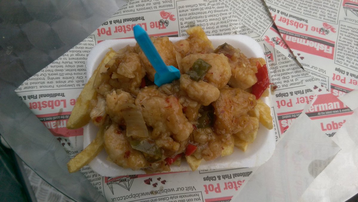 redears75's tweet photo. @GordonRamsay How do you rate this salt &amp; pepper chicken and chips from apparently the best chippy in Liverpool? https://t.co/vwhIcxhCmi