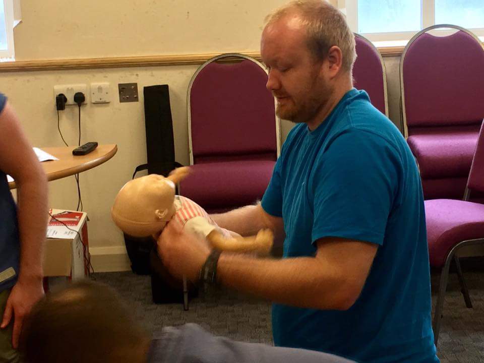 EllandTable's tweet photo. This morning we had 10 dad's take part in our first community Dad's First aid event. Thank you to Simon from @SEFFIRSTAID https://t.co/2ZpJtxTYL2
