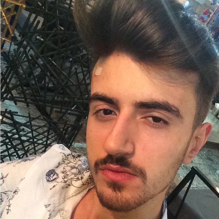 Ahmttkrts's tweet photo. #YeniProfilResmi https://t.co/tvoAQ0HJWU
