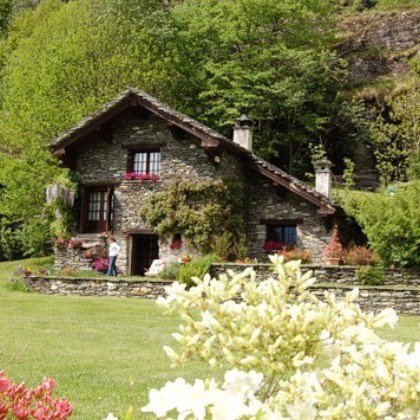 Fbitalianprope1's tweet photo. Home sweet home! #homesweethome #homedecor #holidayhome #flowers #insidenature #discovertraditions #discoveritaly … https://t.co/1gVHmr1O8v https://t.co/oEPYQuxm9y