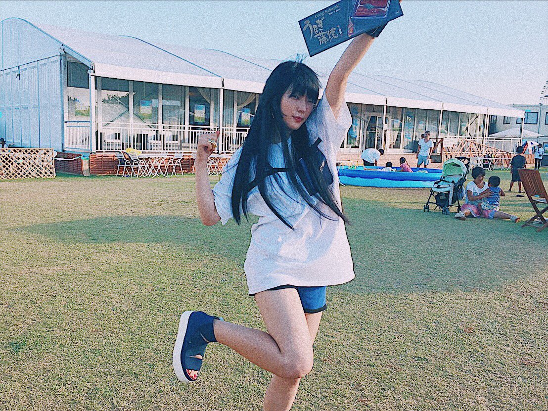 Daoko ロッキンありがとうございました 最高でした また来たいな 今日はなんと だいすきなelevenplayのnon先生がお誕生日で お祝いできたのも嬉しかったでした 皆さんまた会いましょう Rij17