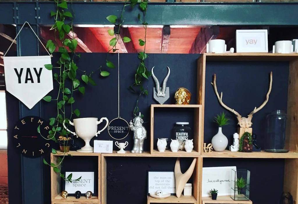presentspaceCT's tweet photo. Still crushing very hard on the revamp of our office #PRESENTspace #aLOCALcollective #PRESENTspaceOFFICE https://t.co/y60HiMDlBS https://t.co/zDAYmDZo49