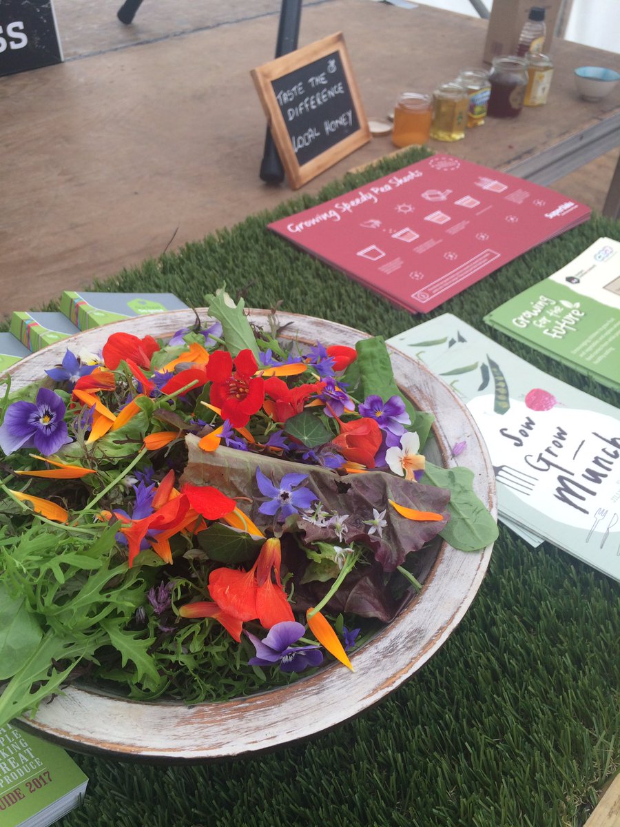 I have loved being involved in #ffm17 Fab entertainment, food and the sun has even decided to come out!! ☀️🍴👩🏼‍🌾