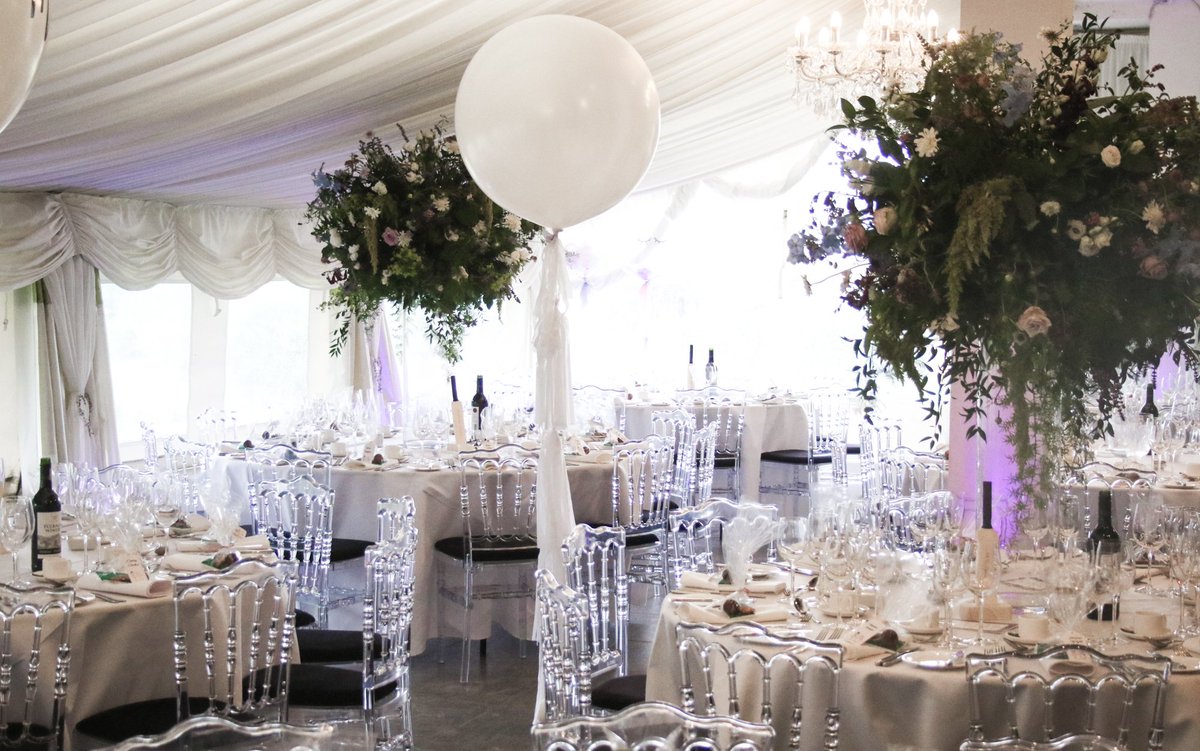 <a href="/RussetsWeddings/">RussetsCountryHouse</a> #weddingbreakfast #marqueewedding #marquee #uniqueweddingvenue
