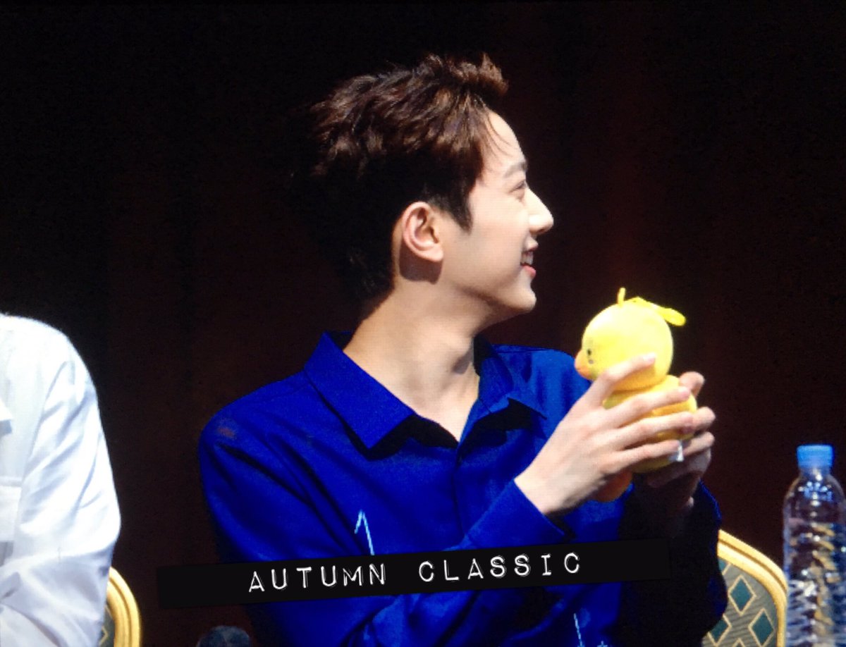 Autumn Classic🍂 tweet media