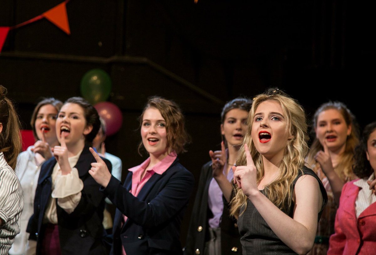 AnjaliMehra_H's tweet photo. It's show time for #FirstLadiesMusical GO GIRLS ! @G_JonesDirector @nikkiracklin @ComposerSybil @ymtuk @BarbicanTheatre https://t.co/eIXYjNVGBM