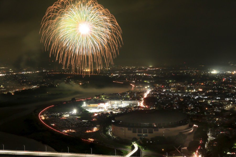 前橋花火大会18の開始時間や有料席は 屋台や穴場スポットも ハッピのブログ