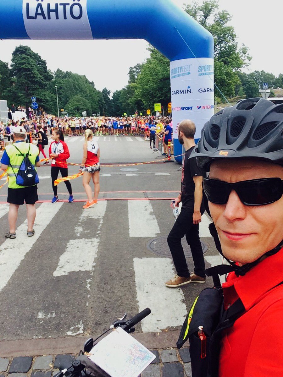 tapiosovijarvi's tweet photo. #hcm2017 käynnissä ja #ensihoito -fillarit valmiina. Saapa nähdä tuleeko #myrsky niskaan. #rrmt #paramedic https://t.co/ZIDZc3Bksd