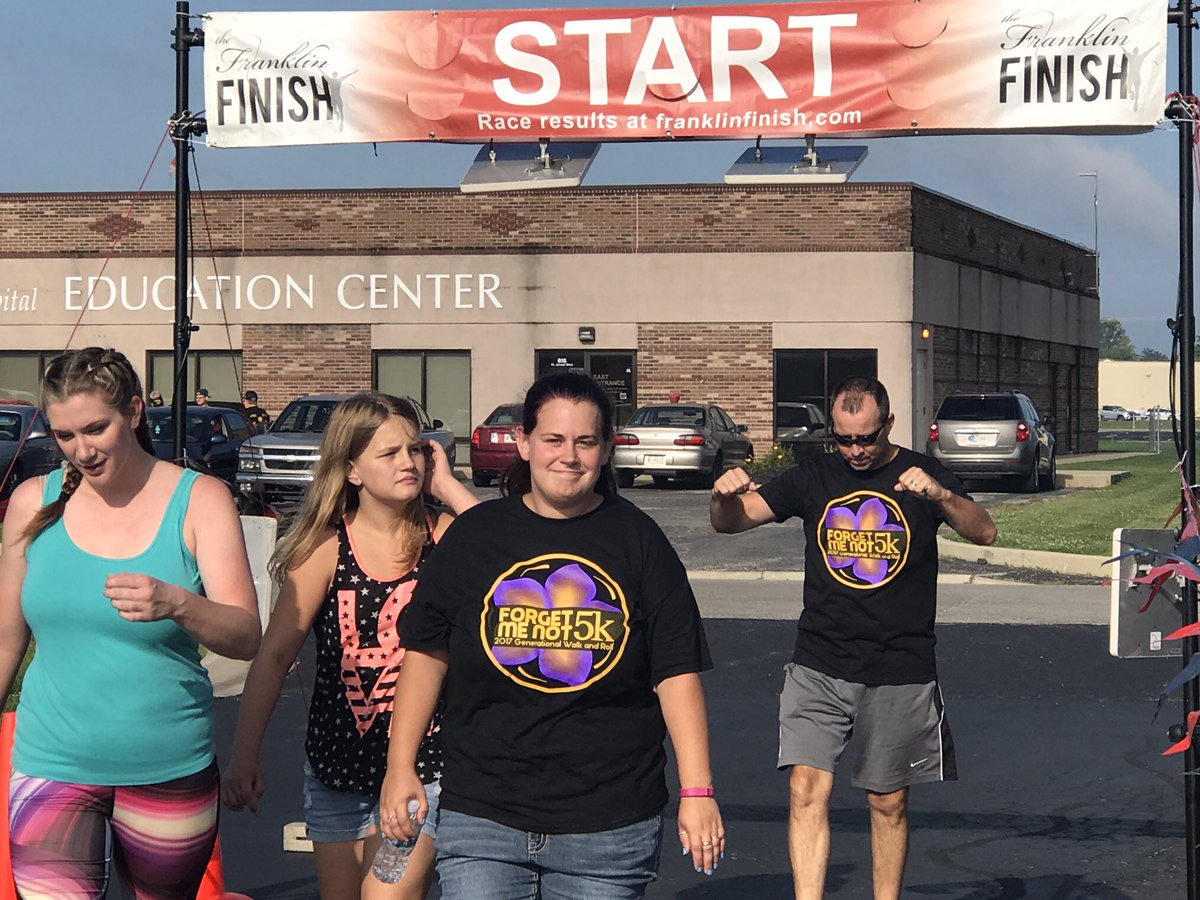 WaterfordPHC's tweet photo. Thankful for such awesome participation &amp; support for our cause @HitCountryKI @Trilogy_FIT @rbufford #ForgetMeNot5K https://t.co/tHJpr4NVLq