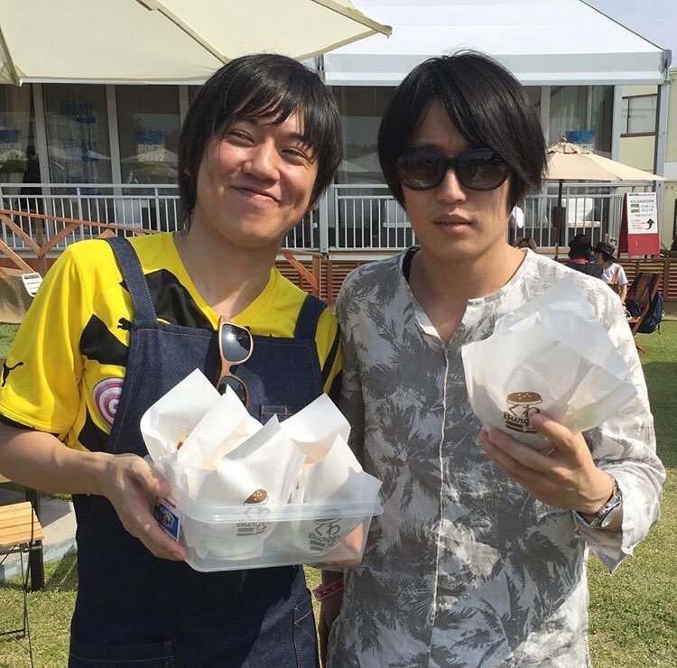 iPhondada_7453's tweet photo. ロッキン有名人たくさん https://t.co/wbqmNG3PzL