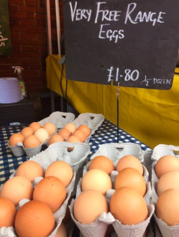 FosseMeadows's tweet photo. Choose the best - sold at #london #farmersmarkets our #fresh and #veryfreerange @FosseMeadows #eggs https://t.co/C9SaucSDbE