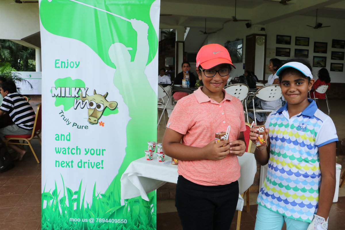 app_dailymoo's tweet image. Young golfers and their families in Golmuri Club, RCGC Club and Bhubaneswar Golf Club have loved #Mooshake and #MilkyMoo Mishti Dahi (2/2)