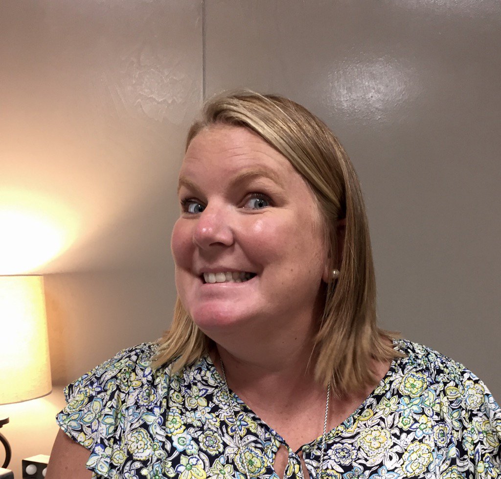 BezdekAllStar's tweet photo. Who helps us at school? Mrs. Estep that's who! #CCSDfam https://t.co/Pu4ufj9TDb